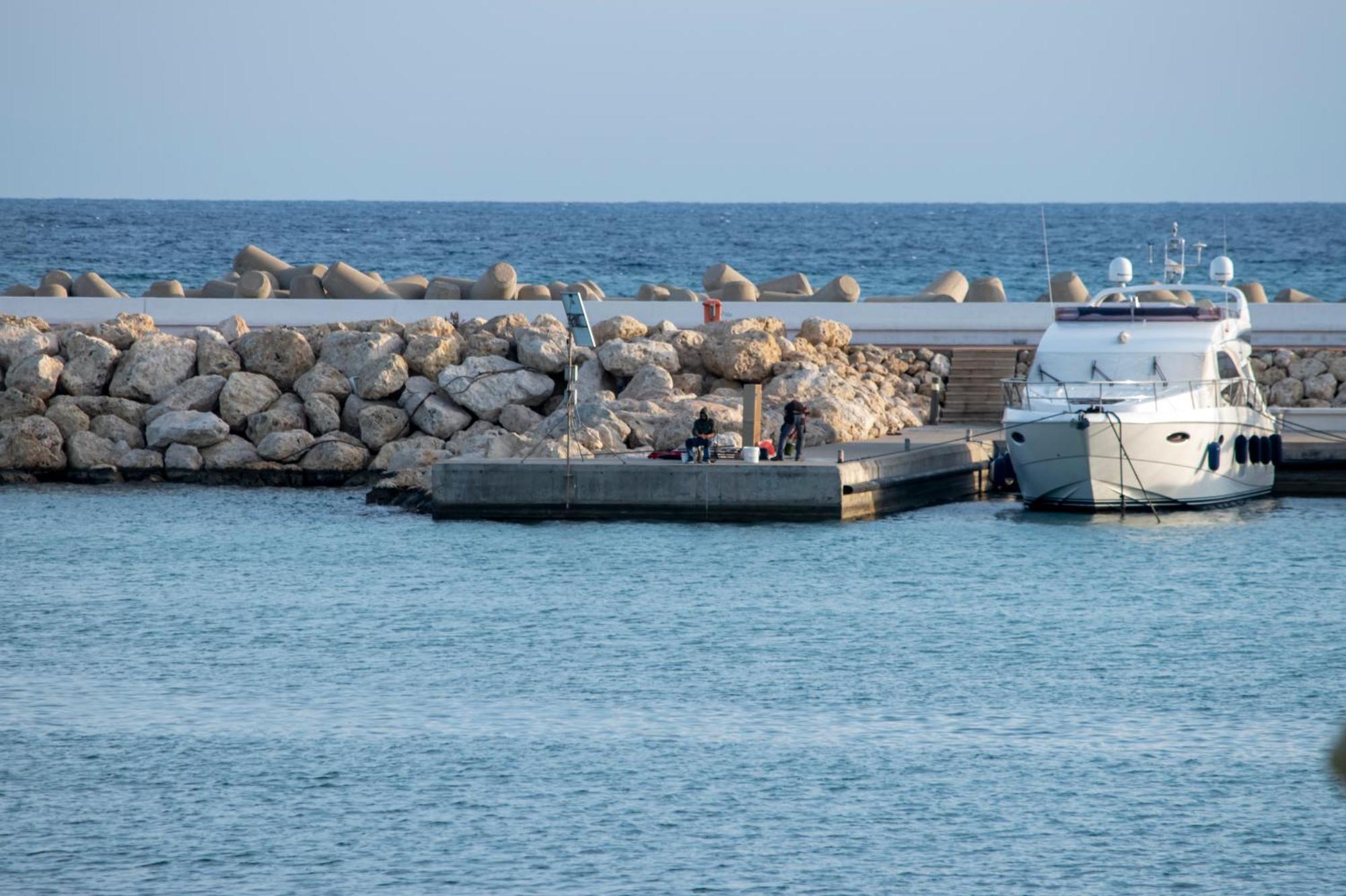 Glabur Stays! The One -1 - Elite Marina Front! Zygi Exteriör bild